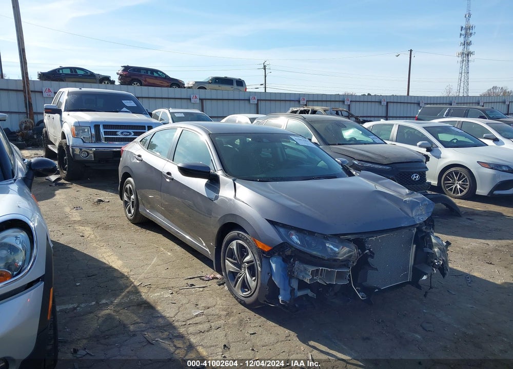2019 HONDA CIVIC LX VIN: 19XFC2F65KE011272