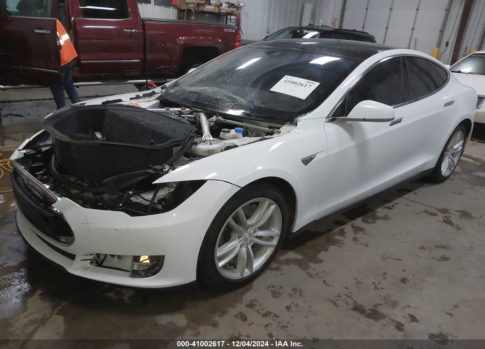 2015 TESLA MODEL S 70D/85D/P85D VIN: 5YJSA1H23FF086058