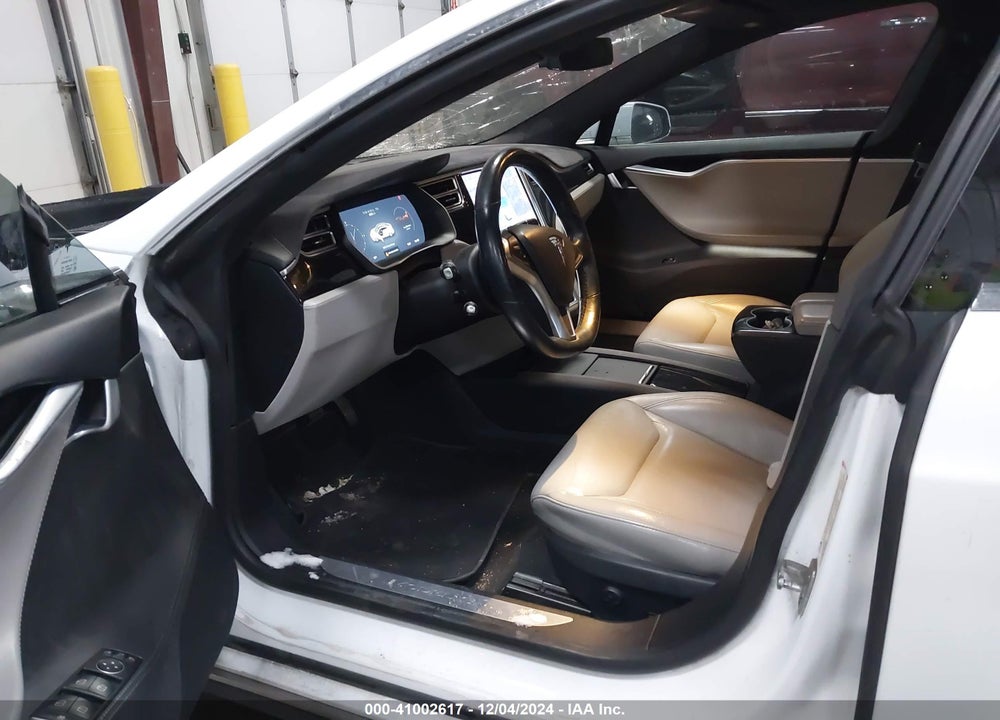 2015 TESLA MODEL S 70D/85D/P85D VIN: 5YJSA1H23FF086058