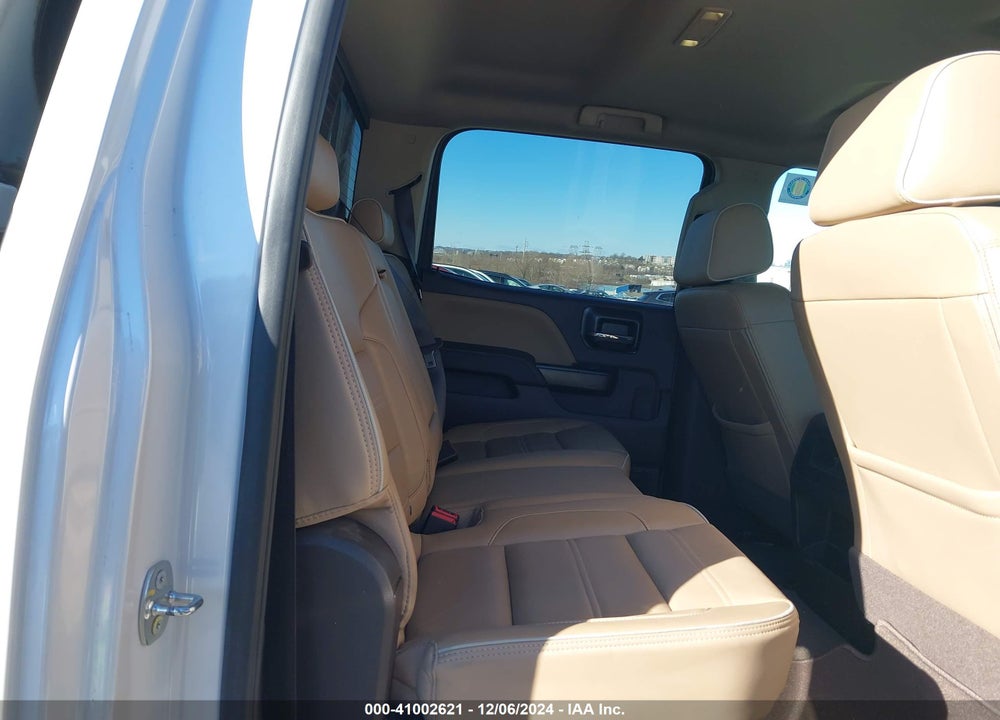 2018 GMC SIERRA 2500HD DENALI VIN: 1GT12UEY2JF207623