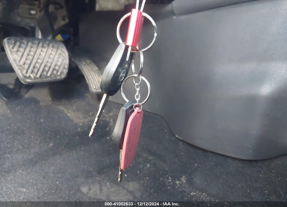 2013 NISSAN ROGUE S VIN: JN8AS5MT9DW004054
