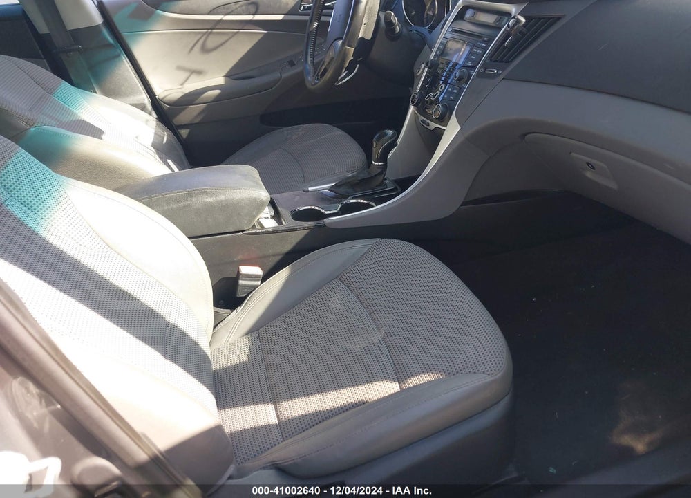 2012 HYUNDAI SONATA VIN: 5NPEC4AB9CH441413