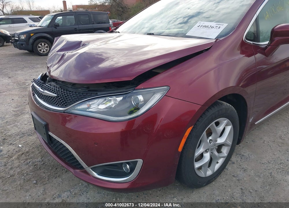 2017 CHRYSLER PACIFICA TOURING L PLUS VIN: 2C4RC1EG5HR653273