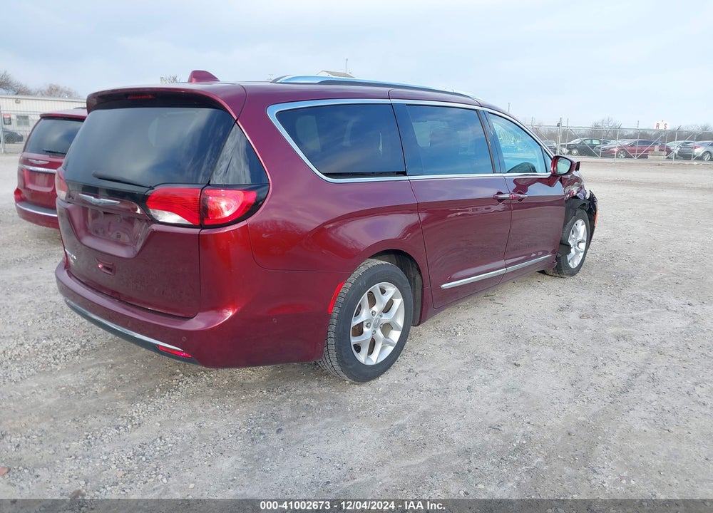 2017 CHRYSLER PACIFICA TOURING L PLUS VIN: 2C4RC1EG5HR653273
