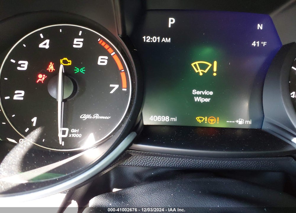 2018 ALFA ROMEO GIULIA TI SPORT RWD VIN: ZARFAECN8J7600016