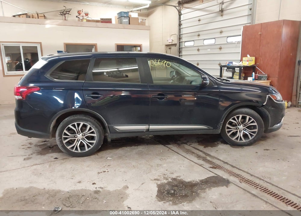 2018 MITSUBISHI OUTLANDER SE VIN: JA4AZ3A3XJZ004360