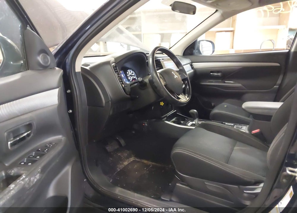 2018 MITSUBISHI OUTLANDER SE VIN: JA4AZ3A3XJZ004360
