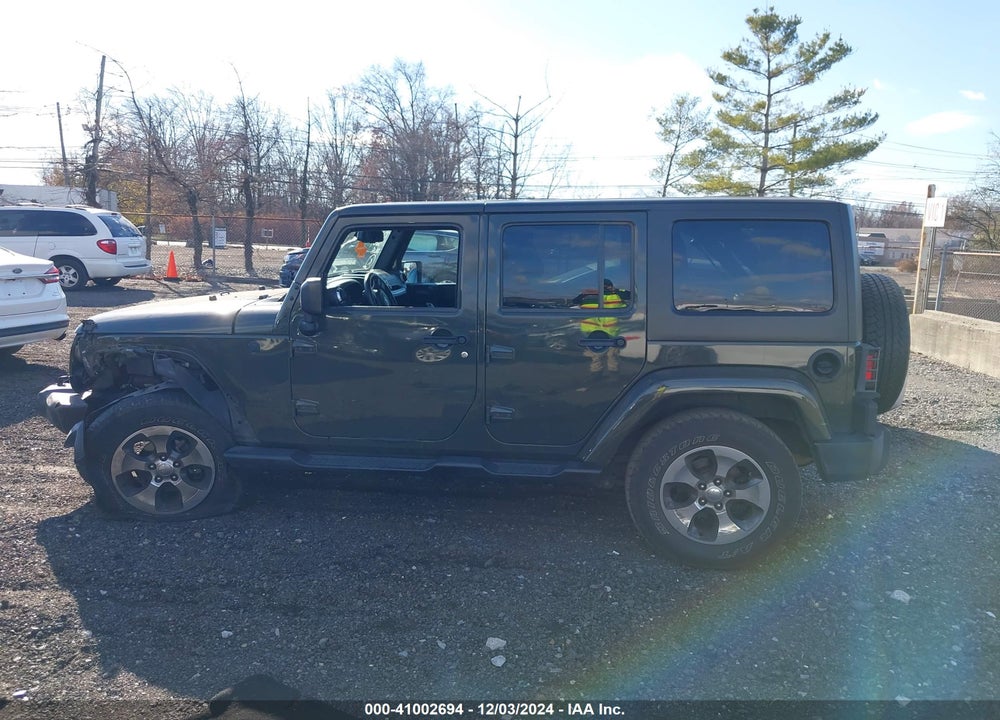 2016 JEEP WRANGLER UNLIMITED SAHARA VIN: 1C4BJWEG3GL161546