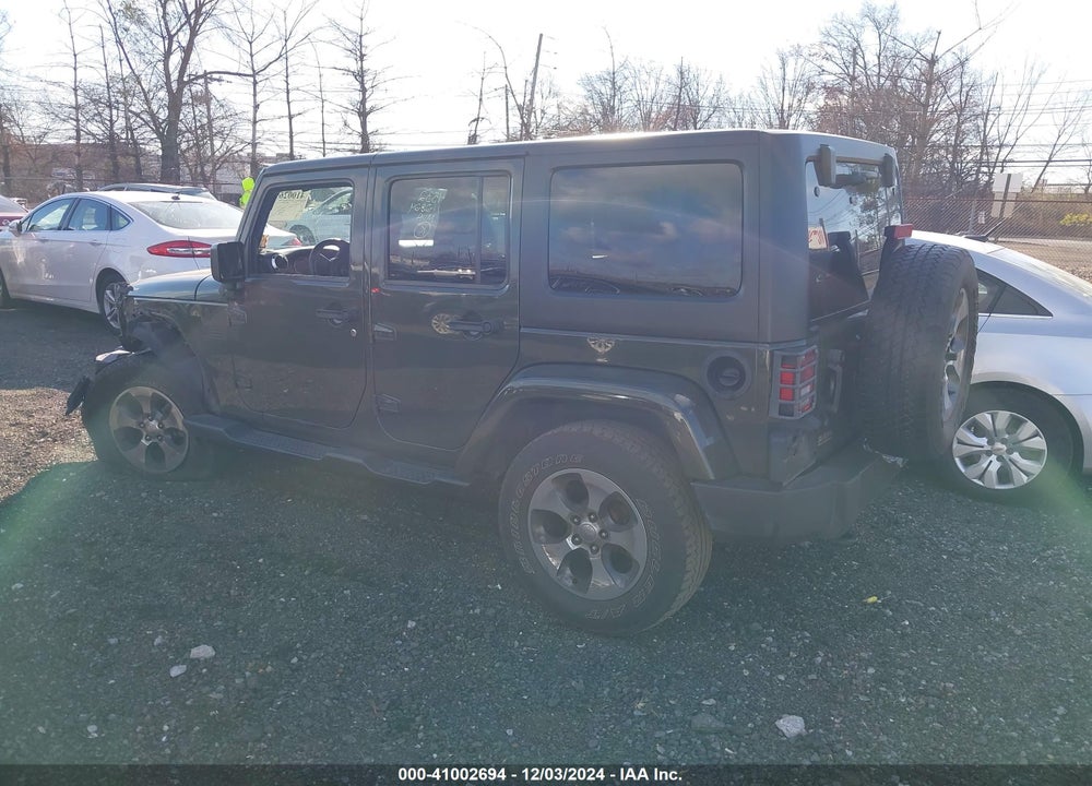 2016 JEEP WRANGLER UNLIMITED SAHARA VIN: 1C4BJWEG3GL161546