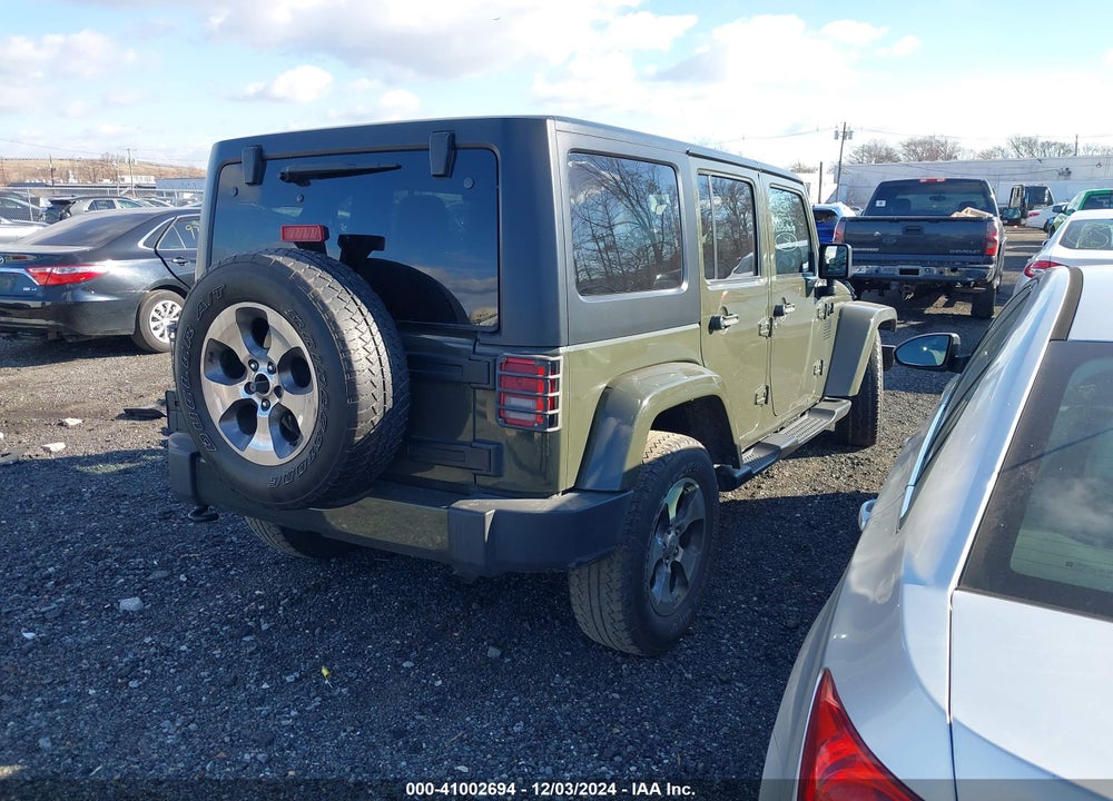 2016 JEEP WRANGLER UNLIMITED SAHARA VIN: 1C4BJWEG3GL161546