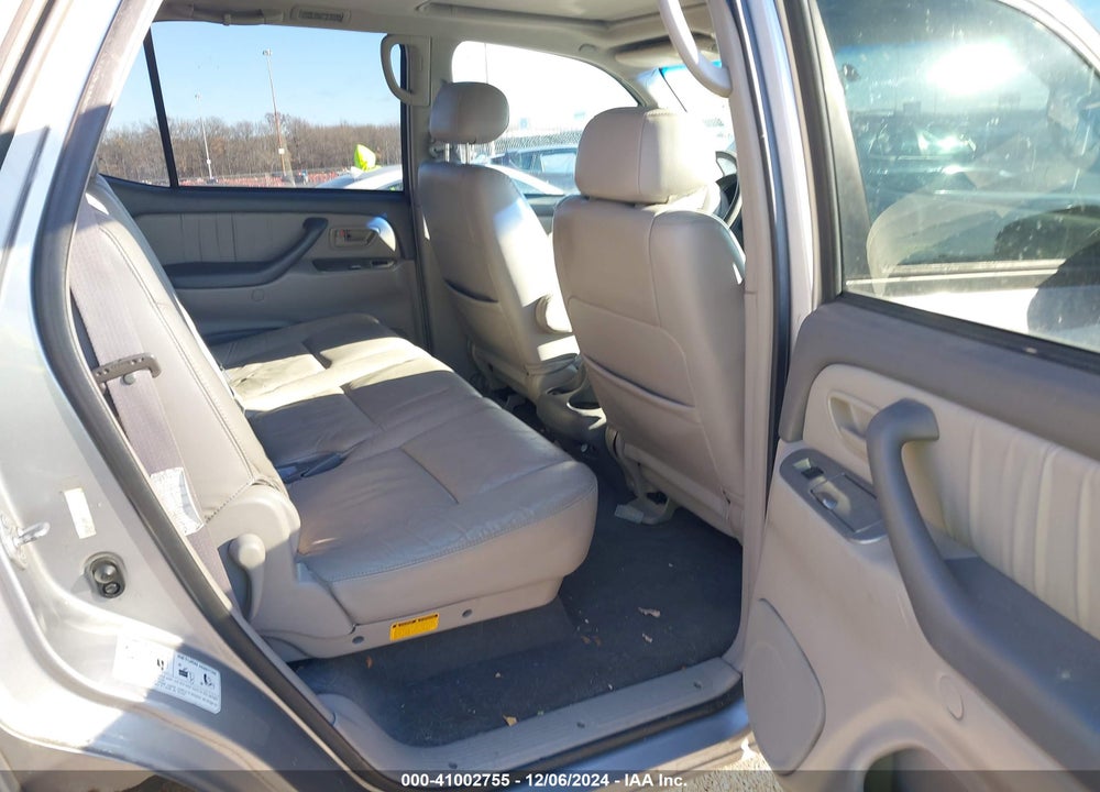 2001 TOYOTA SEQUOIA LIMITED V8 VIN: 5TDBT48A71S040045