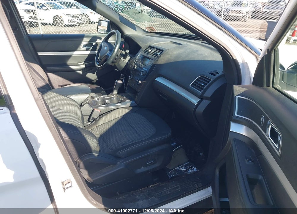 2017 FORD EXPLORER XLT VIN: 1FM5K8DH6HGD74626
