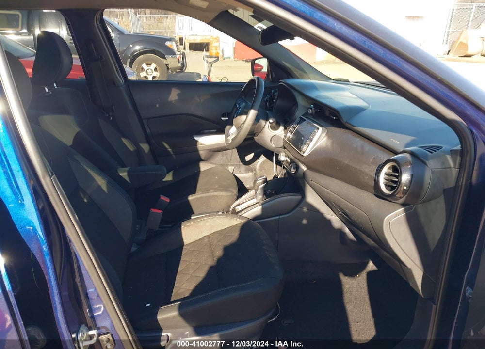 2019 NISSAN KICKS SV VIN: 3N1CP5CU5KL538173