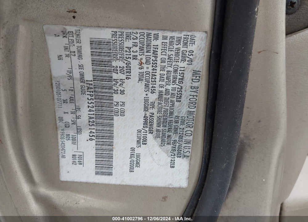 2001 FORD TAURUS SES VIN: 1FAFP55241A251456