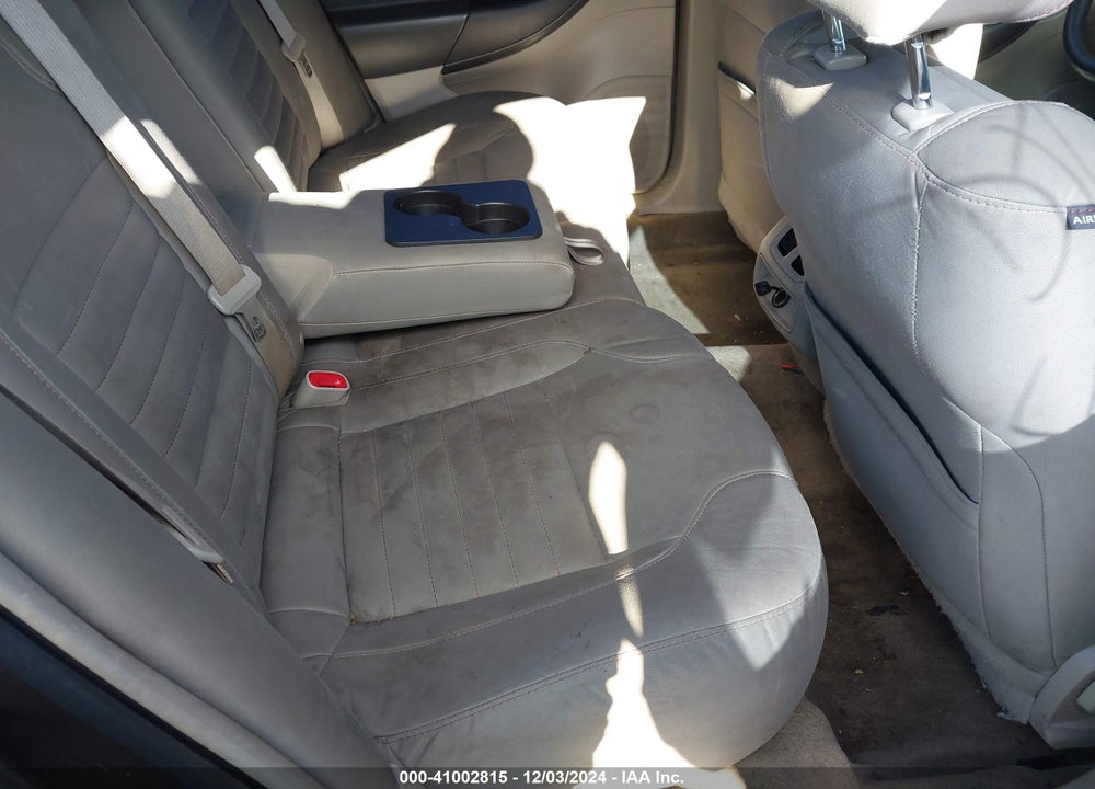 2011 FORD TAURUS SE VIN: 1FAHP2DW0BG182372