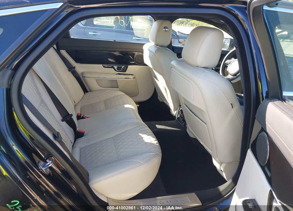 2016 JAGUAR XJ XJL PORTFOLIO VIN: SAJWA2G75G8V99710