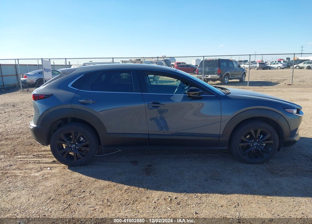 2024 MAZDA CX-30 2.5 S CARBON EDITION VIN: 3MVDMBCM2RM650201