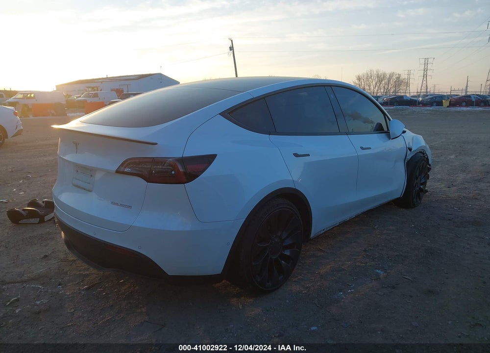 2022 TESLA MODEL Y PERFORMANCE DUAL MOTOR ALL-WHEEL DRIVE VIN: 7SAYGDEFXNF456263