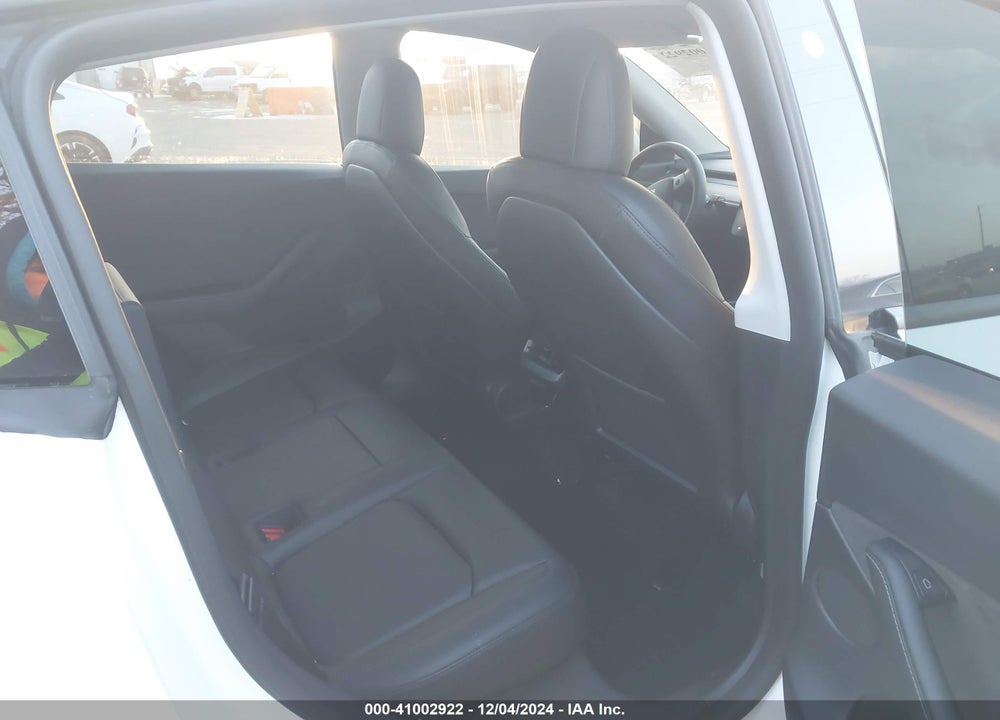 2022 TESLA MODEL Y PERFORMANCE DUAL MOTOR ALL-WHEEL DRIVE VIN: 7SAYGDEFXNF456263