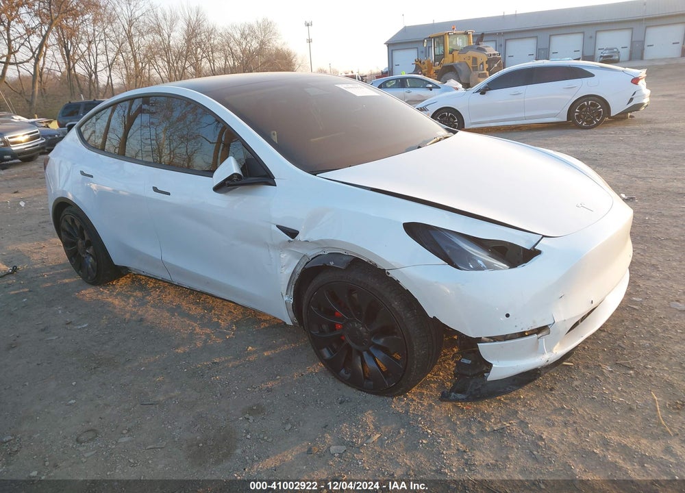 2022 TESLA MODEL Y PERFORMANCE DUAL MOTOR ALL-WHEEL DRIVE VIN: 7SAYGDEFXNF456263