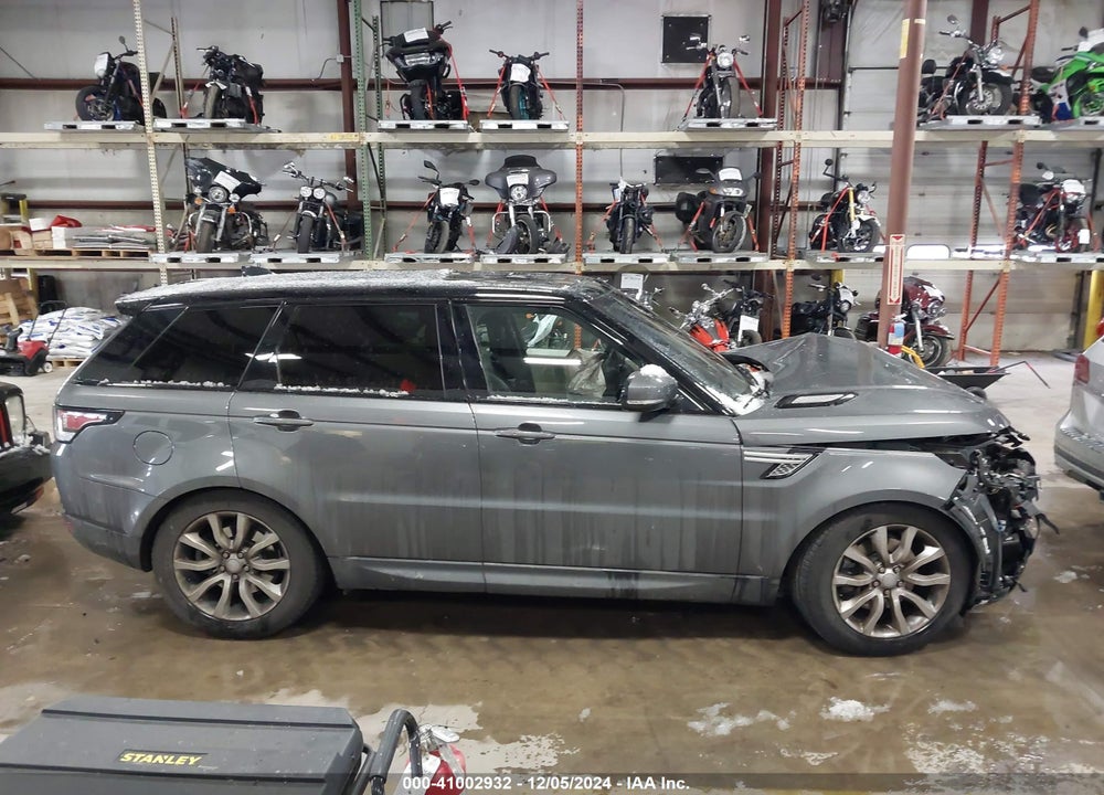 2017 LAND ROVER RANGE ROVER SPORT 3.0L V6 SUPERCHARGED HSE VIN: SALWR2FV5HA175020