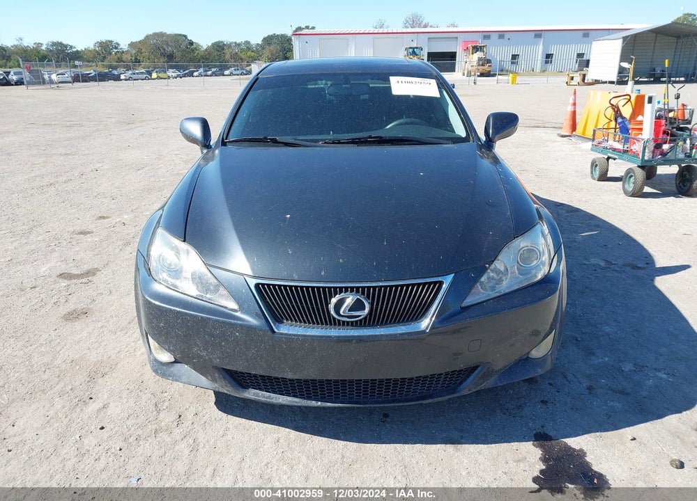 2008 LEXUS IS 250 VIN: JTHBK262X85062624