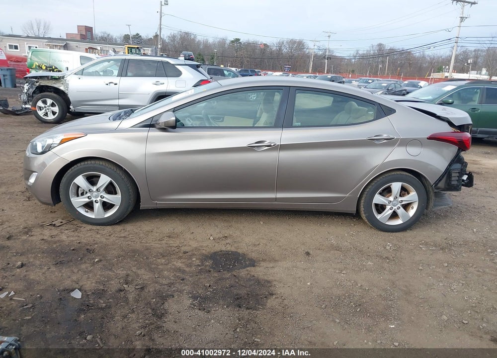 2013 HYUNDAI ELANTRA VIN: 5NPDH4AE6DH297778