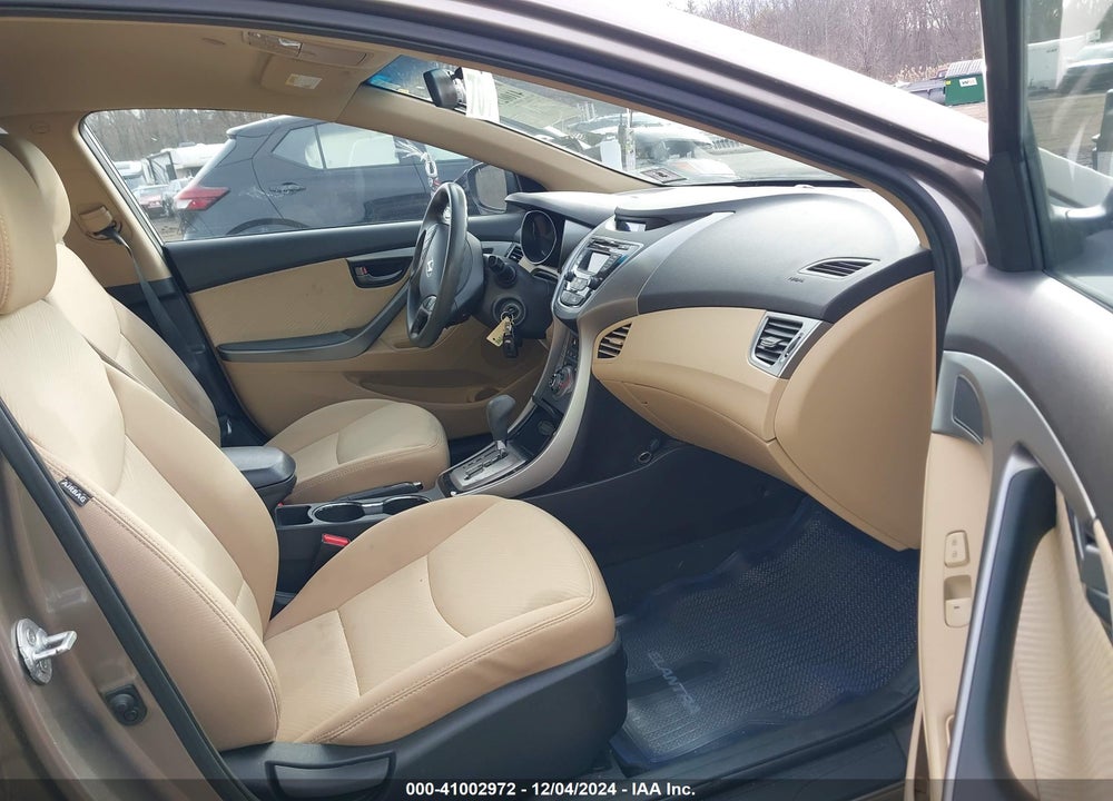 2013 HYUNDAI ELANTRA VIN: 5NPDH4AE6DH297778