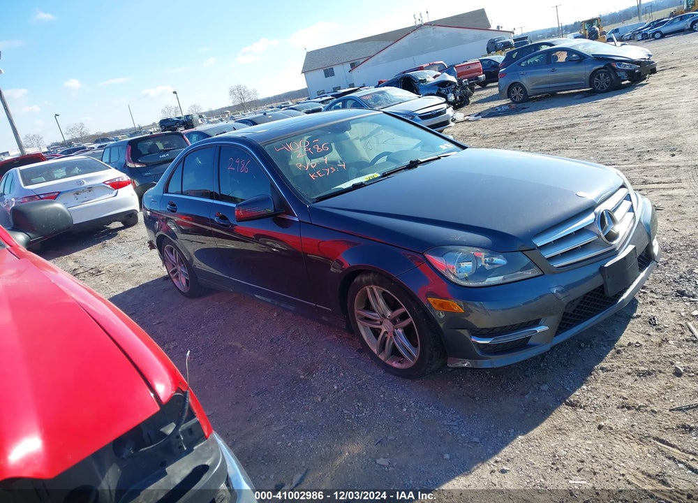 2013 MERCEDES-BENZ C 300 LUXURY 4MATIC/SPORT 4MATIC VIN: WDDGF8AB1DR286475