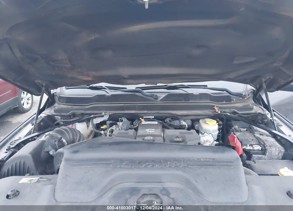 2019 RAM 3500 TRADESMAN  4X4 8' BOX VIN: 3C63R3GL6KG708442