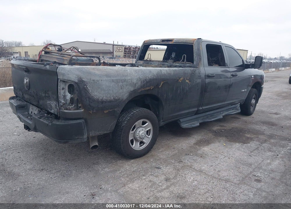 2019 RAM 3500 TRADESMAN  4X4 8' BOX VIN: 3C63R3GL6KG708442