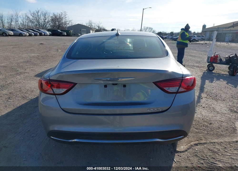 2016 CHRYSLER 200 C VIN: 1C3CCCCB1GN135038