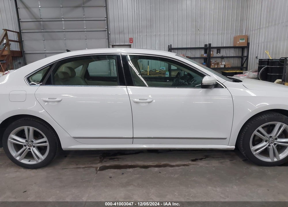 2014 VOLKSWAGEN PASSAT 2.0L TDI SEL PREMIUM VIN: 1VWCN7A36EC073554
