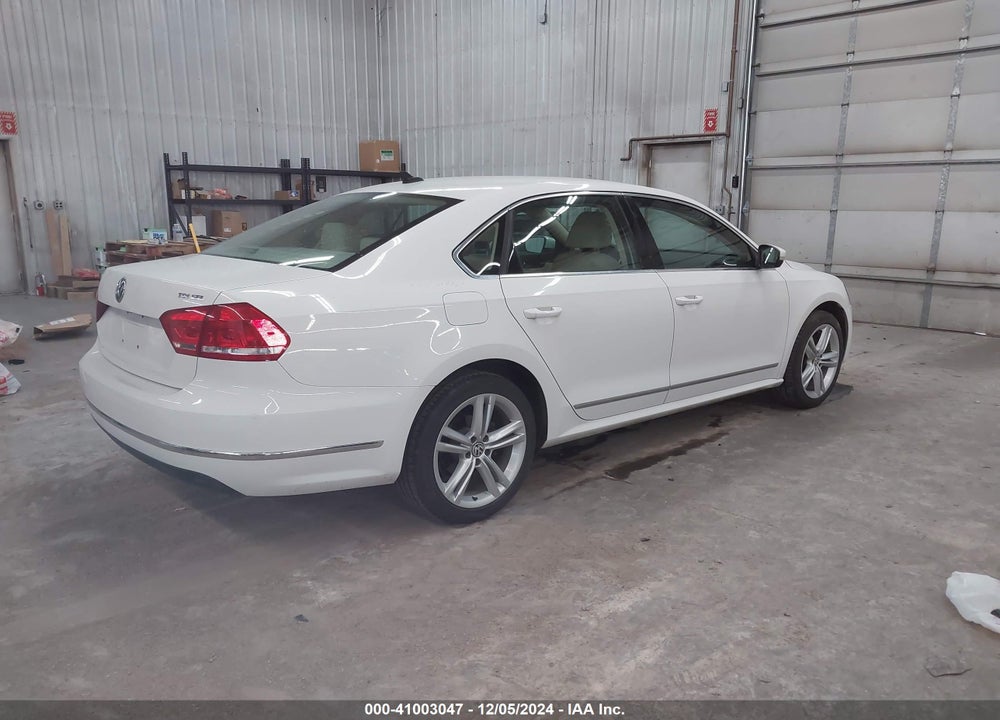 2014 VOLKSWAGEN PASSAT 2.0L TDI SEL PREMIUM VIN: 1VWCN7A36EC073554