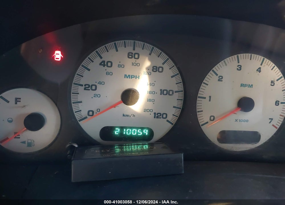 2003 CHRYSLER TOWN & COUNTRY LX VIN: 2C4GP44313R109325