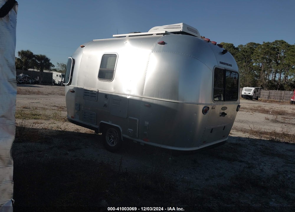 2018 AIRSTREAM OTHER VIN: 1STHRAC17JJ542941