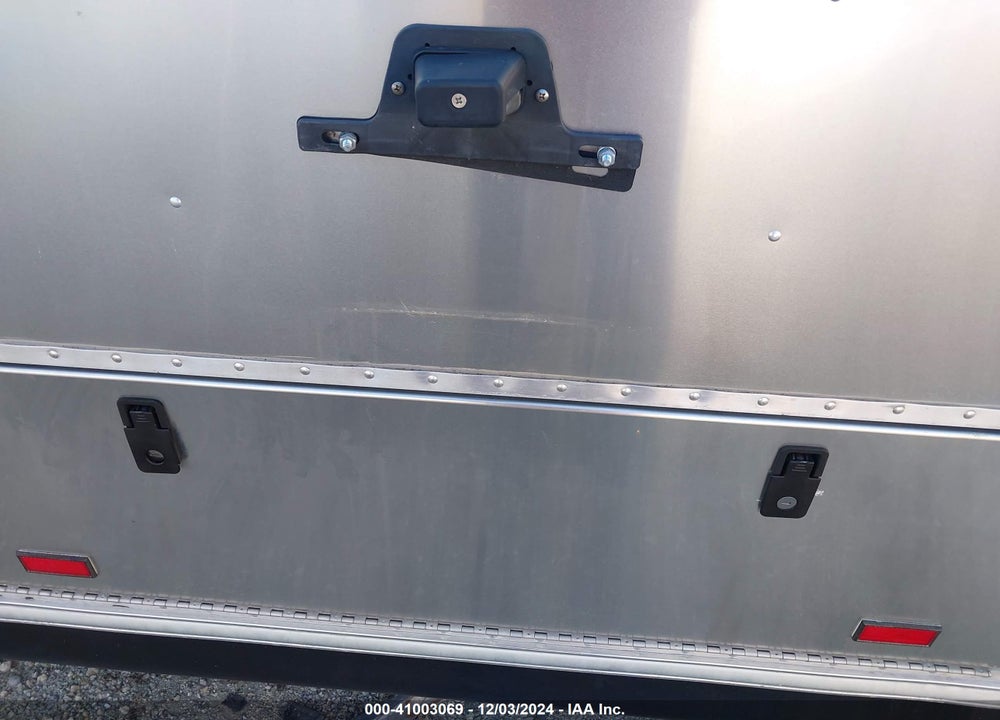 2018 AIRSTREAM OTHER VIN: 1STHRAC17JJ542941