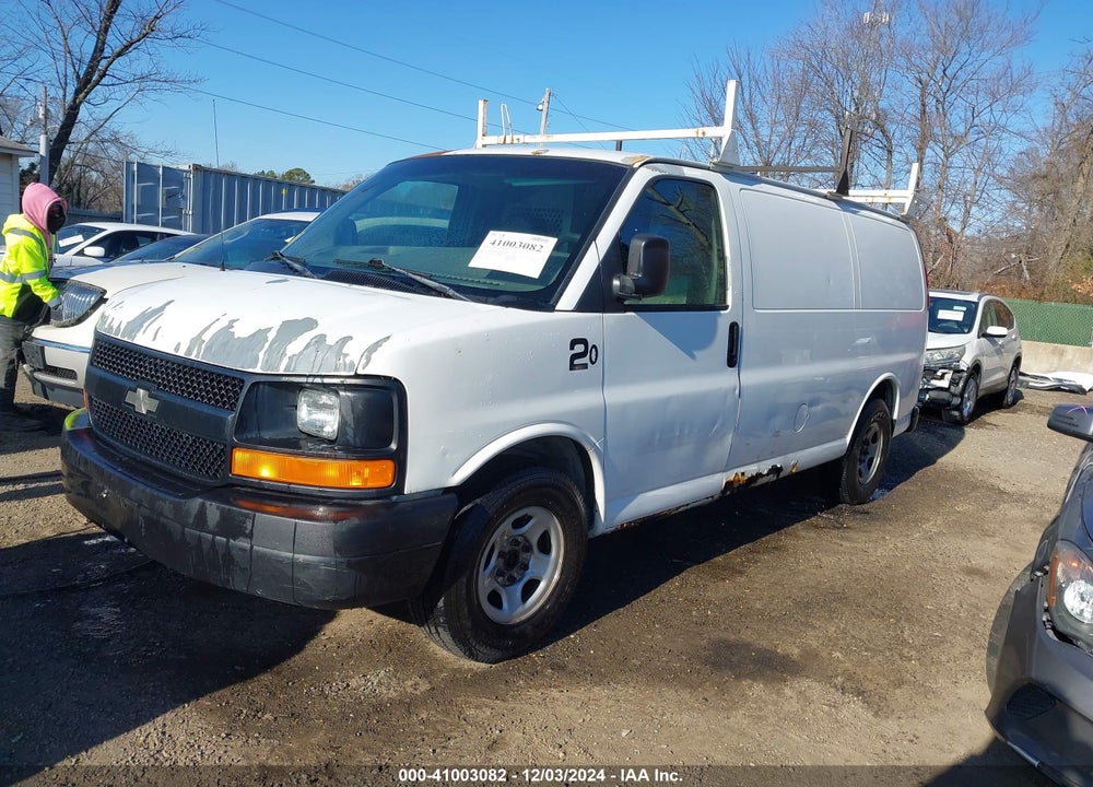 2003 CHEVROLET EXPRESS VIN: 1GCFG15X831130608