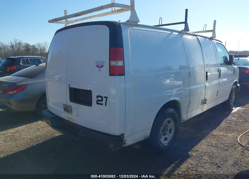 2003 CHEVROLET EXPRESS VIN: 1GCFG15X831130608