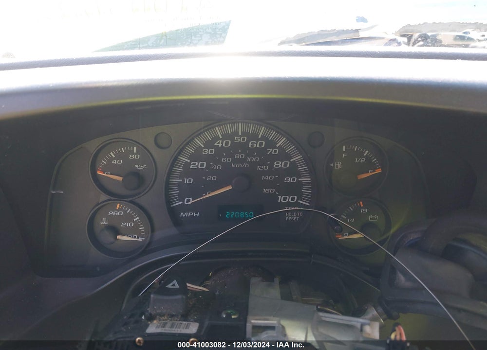 2003 CHEVROLET EXPRESS VIN: 1GCFG15X831130608