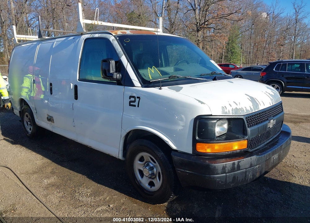 2003 CHEVROLET EXPRESS VIN: 1GCFG15X831130608