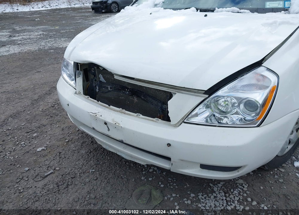 2010 KIA SEDONA LX VIN: KNDMG4C35A6356419
