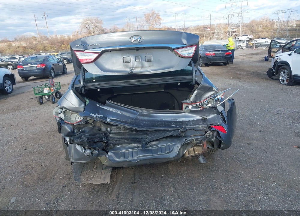 2014 HYUNDAI SONATA GLS VIN: 5NPEB4AC9EH872848