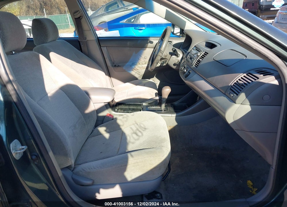 2004 TOYOTA CAMRY LE VIN: 4T1BE32KX4U352099
