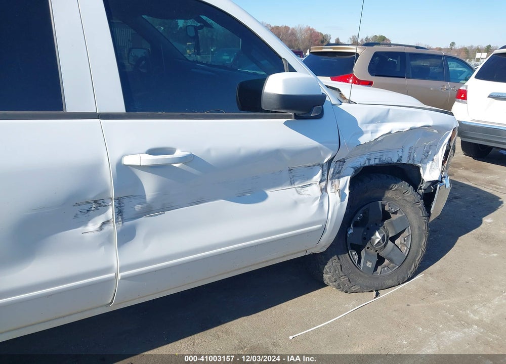 2018 CHEVROLET SILVERADO 1500 LT VIN: 3GCUKREC7JG637337