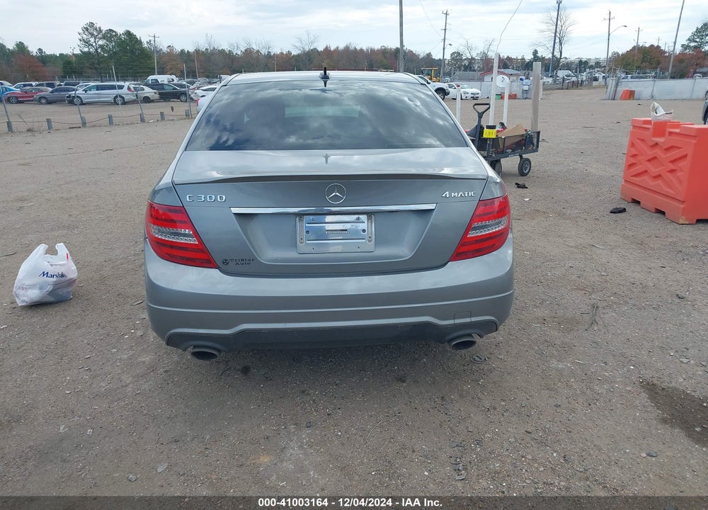 2013 MERCEDES-BENZ C 300 LUXURY 4MATIC/SPORT 4MATIC VIN: WDDGF8AB5DG105860