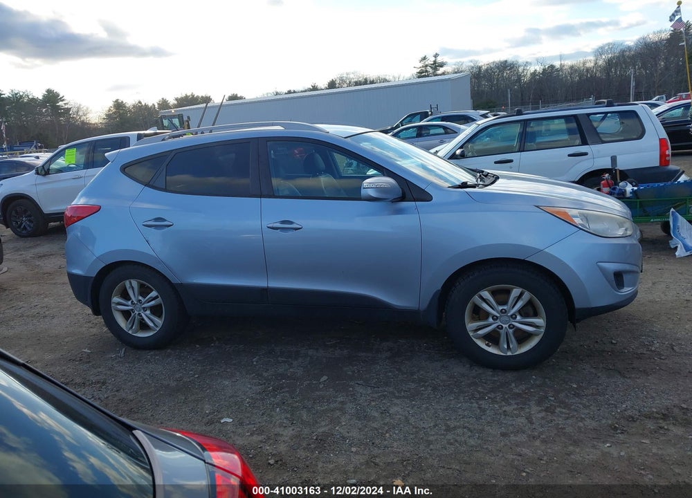 2012 HYUNDAI TUCSON GLS VIN: KM8JUCAC5CU419330