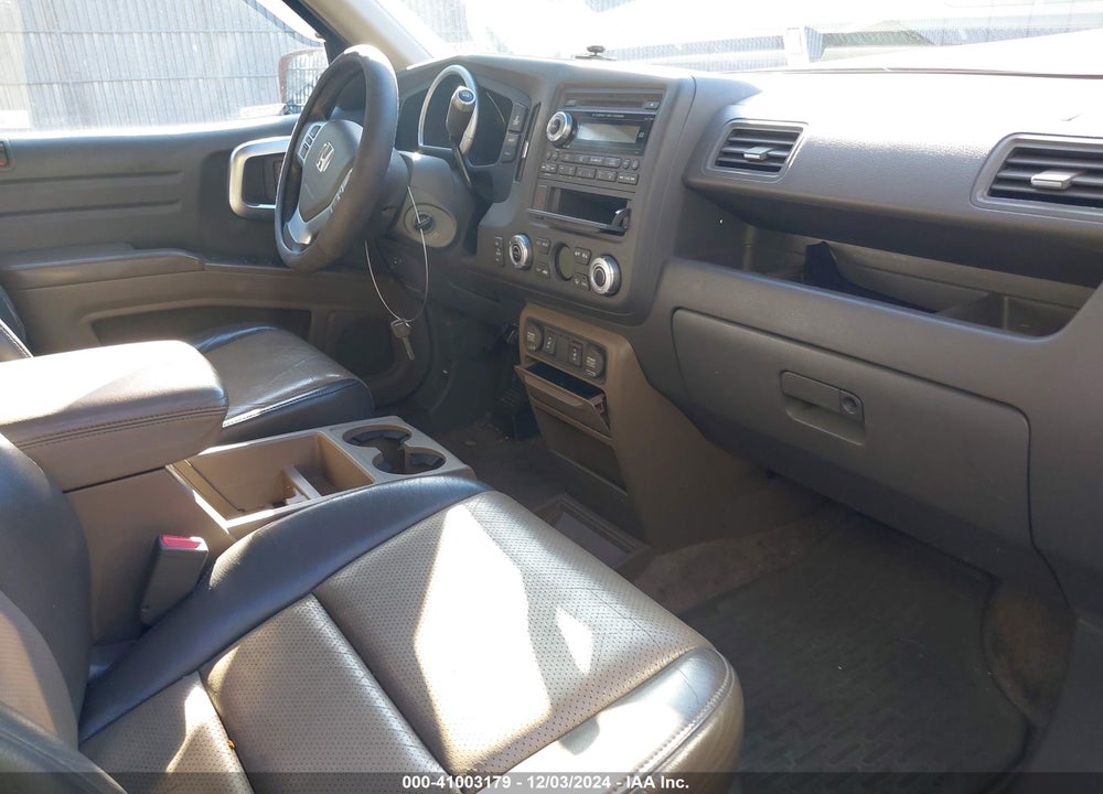 2006 HONDA RIDGELINE RTL VIN: 2HJYK16576H549636
