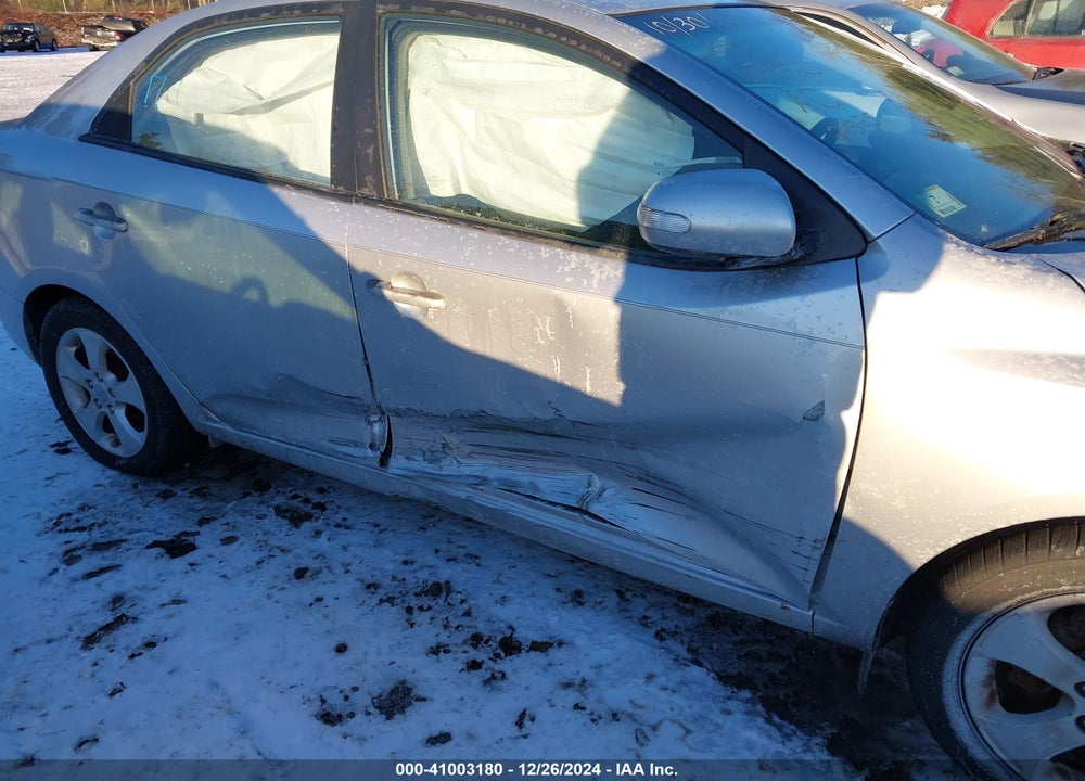 2010 KIA FORTE EX VIN: KNAFU4A20A5246702