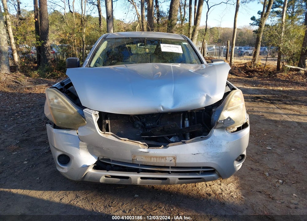 2014 NISSAN ROGUE SELECT S VIN: JN8AS5MT5EW100619